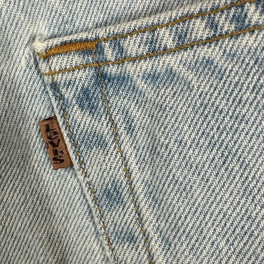 LEVI'S 540 Vintage Relaxed Fit Cotton Jeans Shorts Men's 40 Lightwash Blue Denim